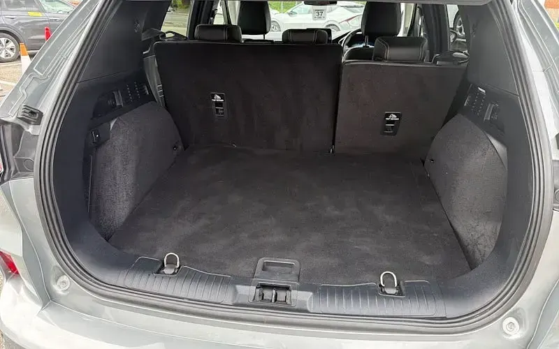 Used Ford Kuga Vignale 190 HP (139 kW) 2022 Silver SUV