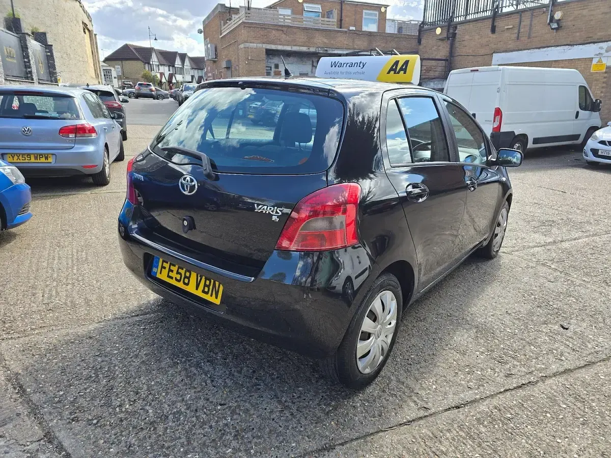 Używany Toyota Yaris T3 2008 Czarny Hatchback