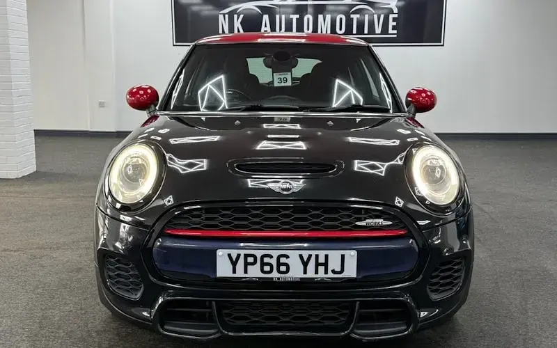 Used Mini John Cooper Works Hatch 231 HP (169 kW) 2017 Hatchback