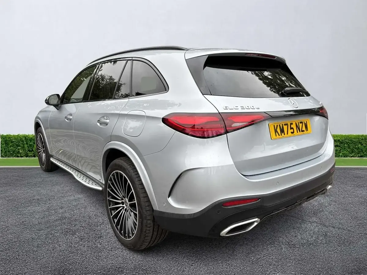 Used Mercedes GLC300e AMG line 2025 Silver SUV
