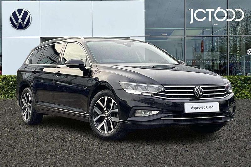 Black Used 2022 VW Passat SEL Estate | £20,427 (A bit pricey) - Image 1/4