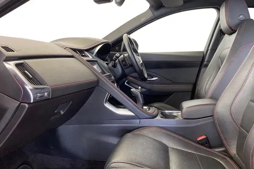 Used Jaguar E-Pace Chequered Flag 180 HP (132 kW) 2019 Red SUV