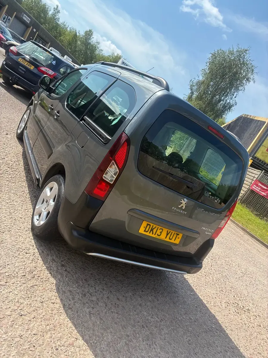 Used Peugeot Partner Tepee Outdoor 2013 Grey MPV