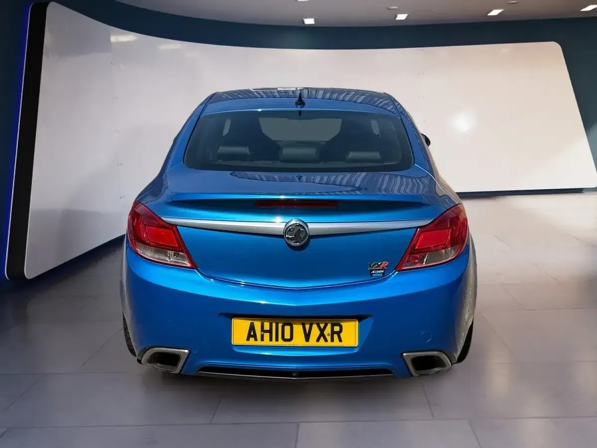 Used Vauxhall Insignia 2010 Blue Sedan