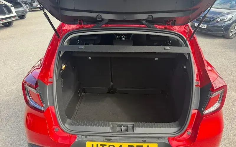 Used Renault Captur Evolution 91 HP (66 kW) 2022 Red SUV