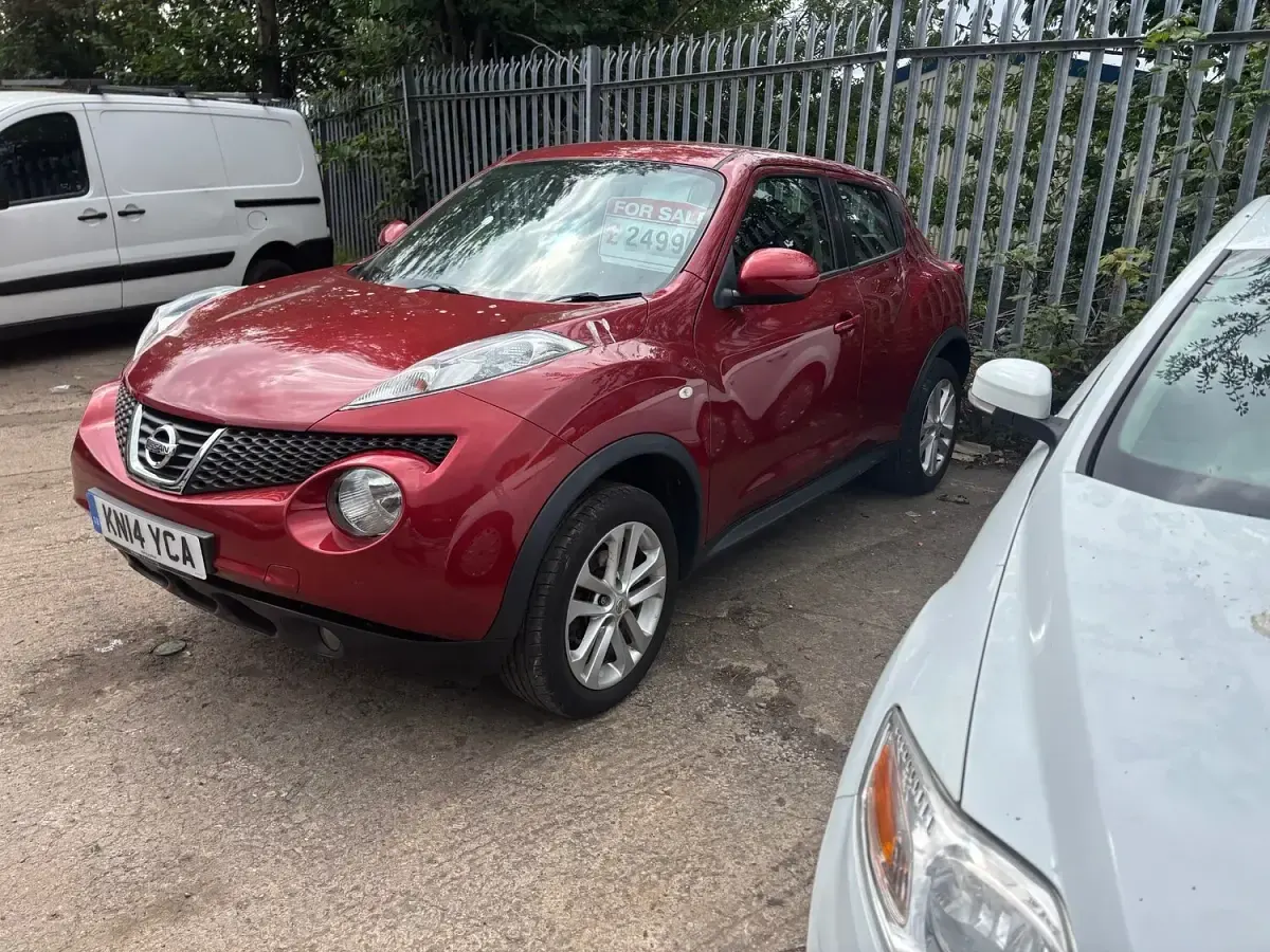 Used Nissan Juke Acenta 115 HP (84 kW) 2014 Red SUV