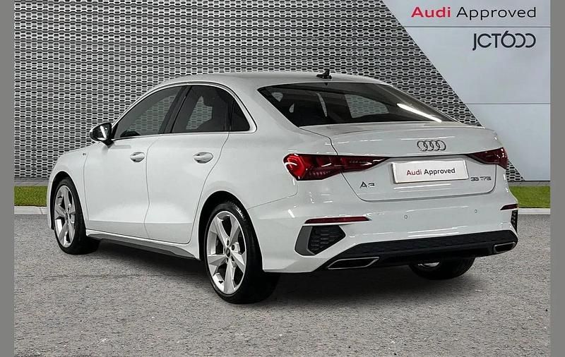 Used Audi A3 S-Line 147 HP (108 kW) 2023 White Sedan