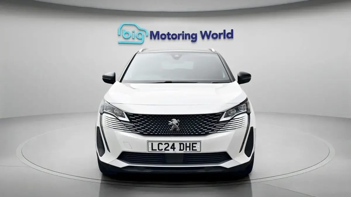 Used Peugeot 3008 GTi 300 HP (220 kW) 2023 White SUV