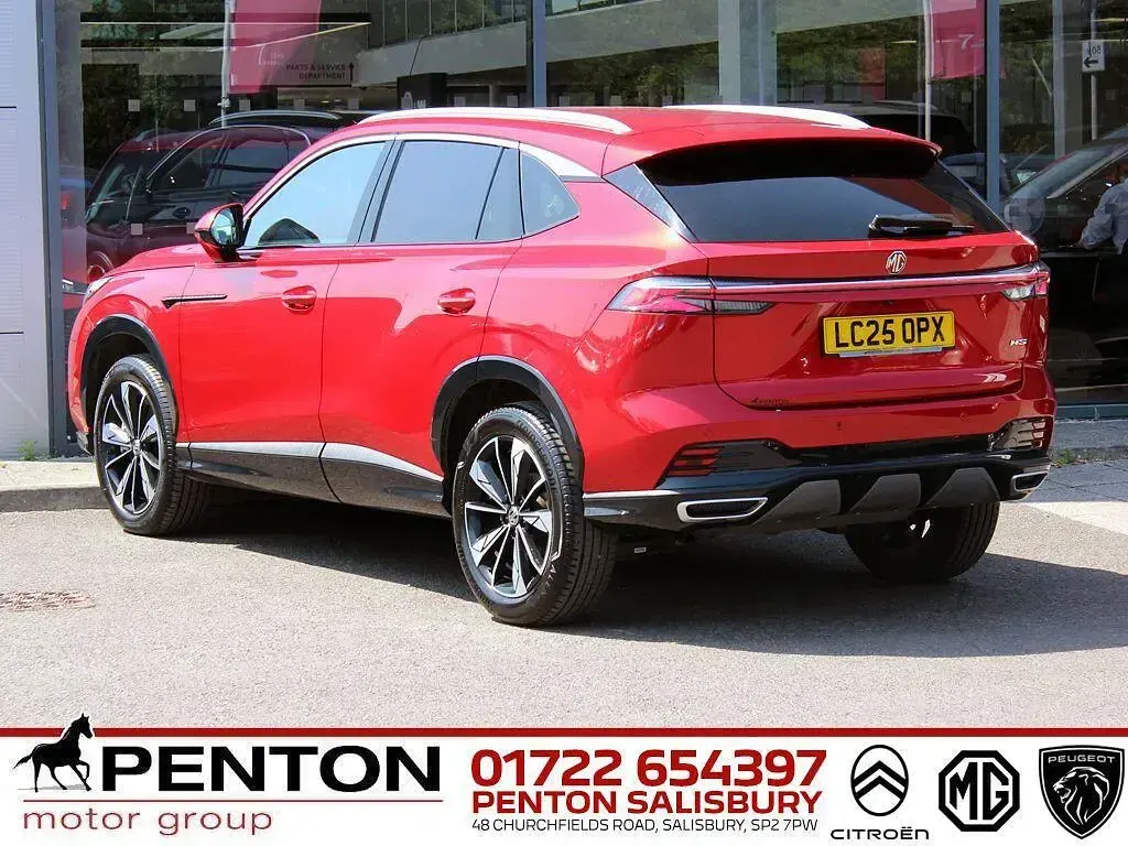 Used MG HS 169 HP (124 kW) 2025 Red SUV
