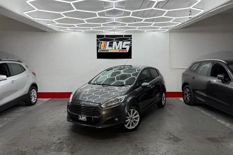 Used Ford Fiesta Titanium 125 HP (91 kW) 2017