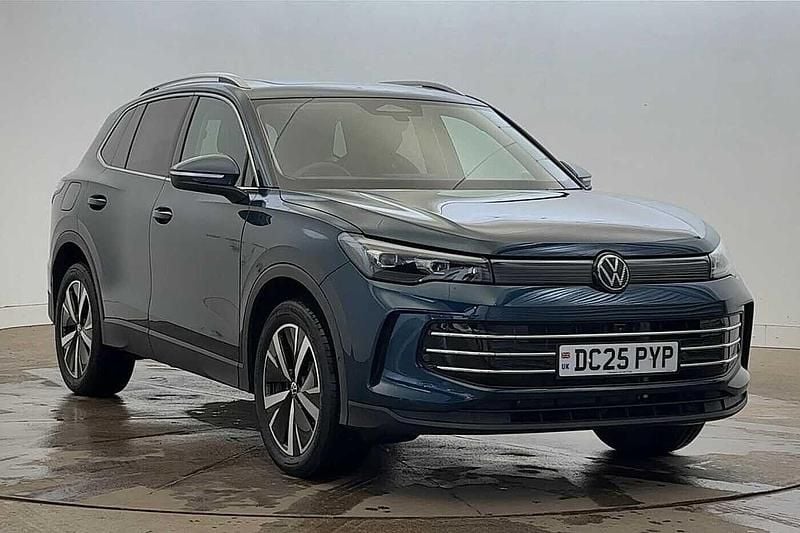 Blue New 2025 VW Tiguan Elegance SUV | £35,989 (Good price) - Image 1/4