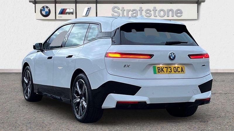 Used BMW iX M Sport 236 kW (322 HP) 2023 White SUV