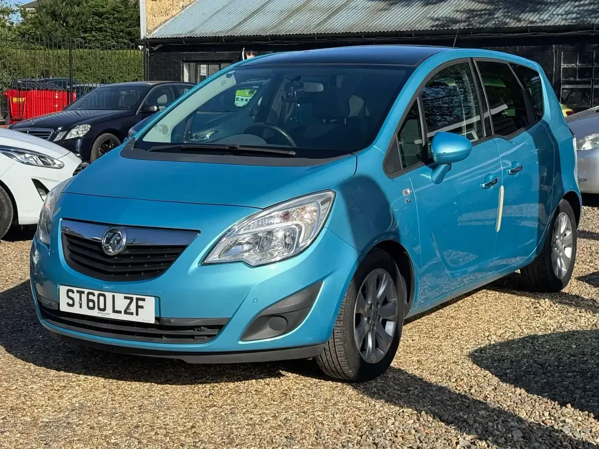 Used Vauxhall Meriva 100 HP (73 kW) 2010 Blue MPV