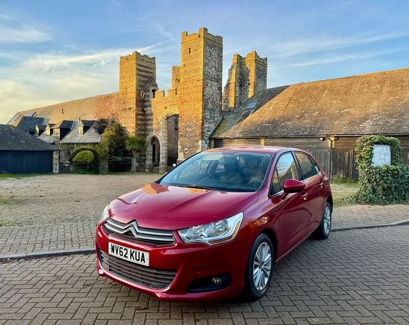 Red Used 2012 Citroën C4 VTR Sport Hatchback | £3,495 (Fair price) - Image 1/4