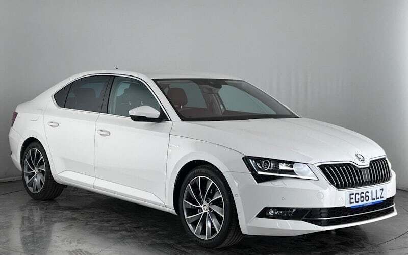 Used 2018 Skoda Superb Hatchback | £15,500 (Fair price) - Image 1/3