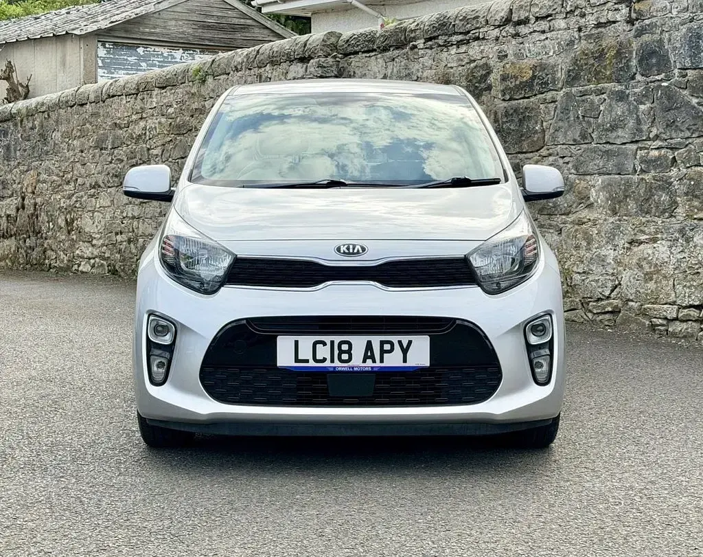Used Kia Picanto 83 HP (61 kW) 2018 Silver Hatchback