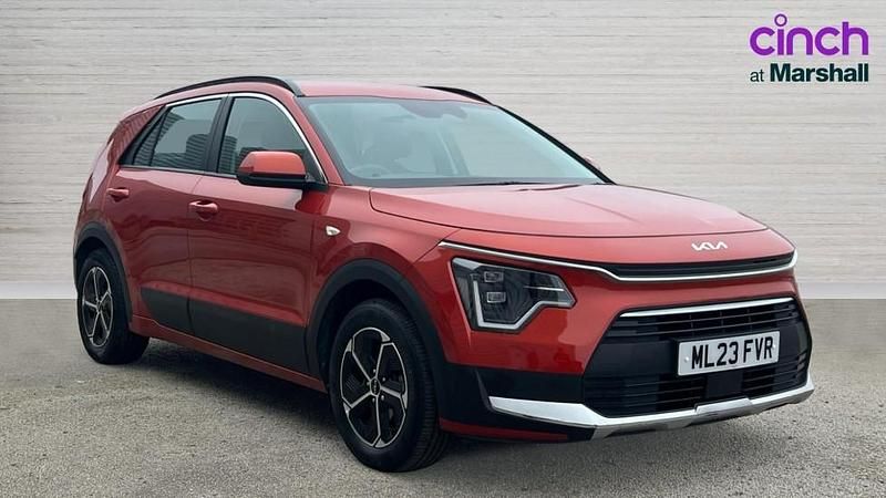 Used Kia Niro 139 HP (102 kW) 2023 Orange SUV