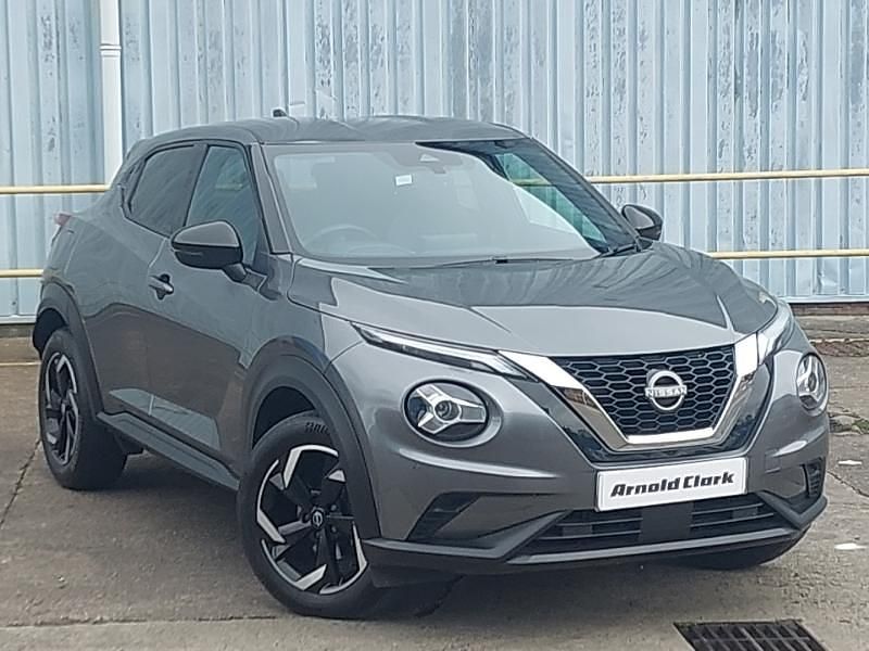 Used Nissan Juke N-Connecta 114 HP (83 kW) 2022 Grey SUV