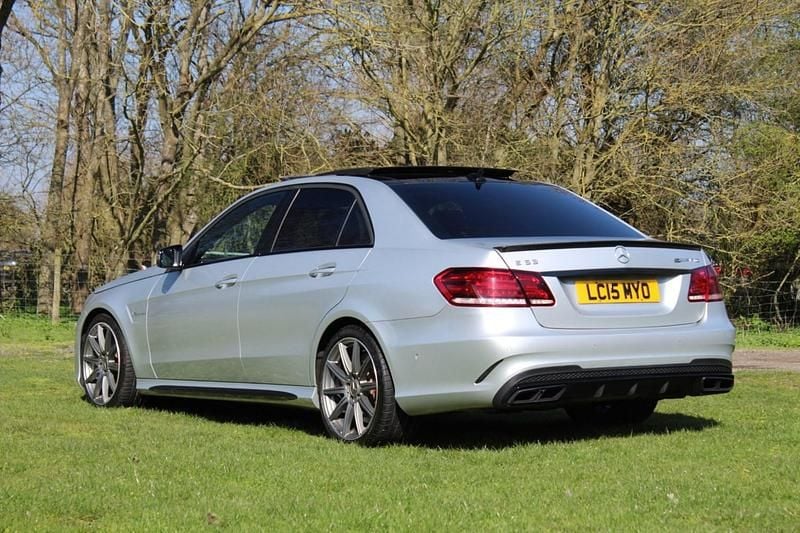 Usado Mercedes E63S AMG 2015 Prateado Sedan