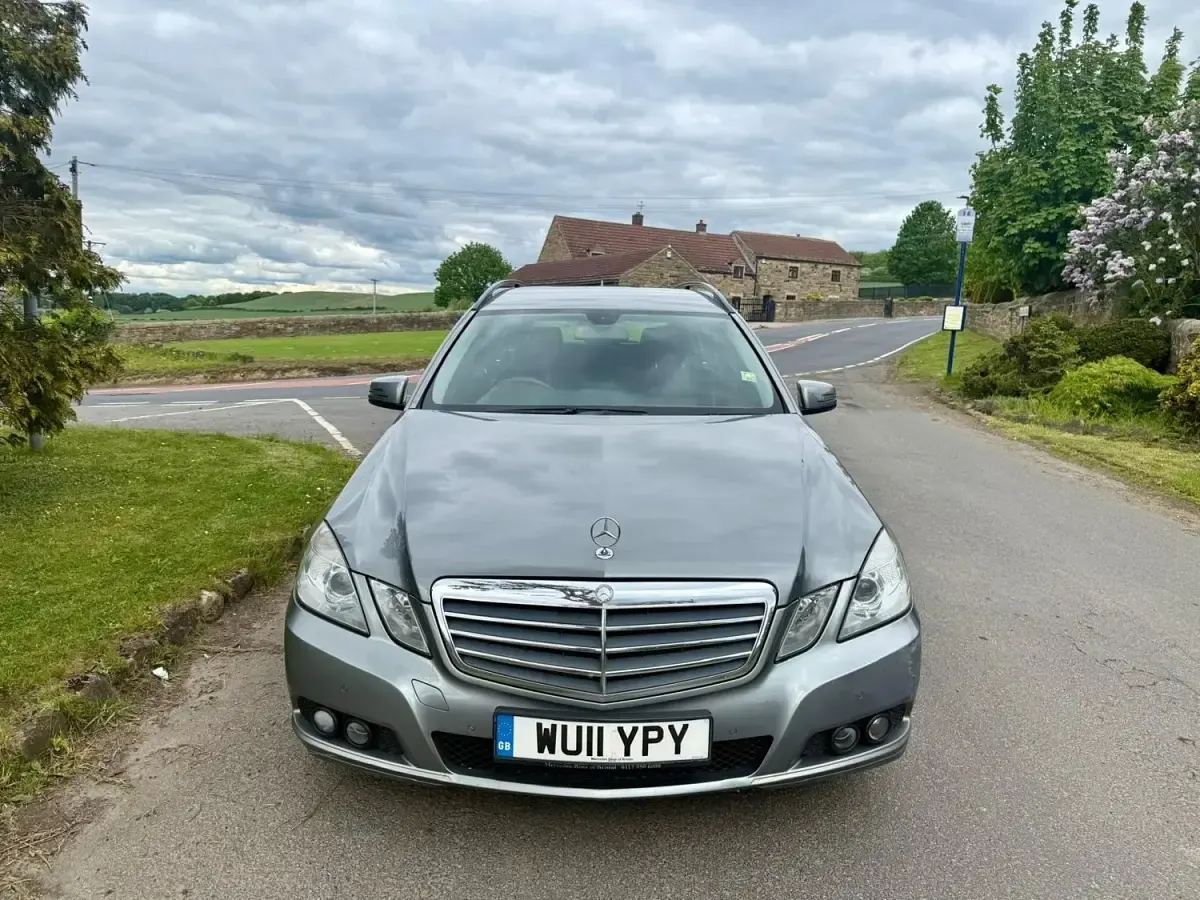 Used Mercedes E220 SE 2011 Silver Estate
