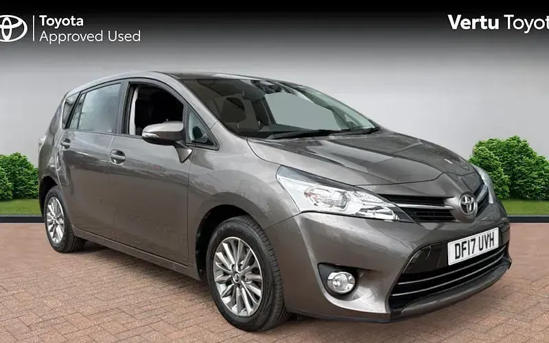 Used Toyota Verso 132 HP (97 kW) 2017 MPV