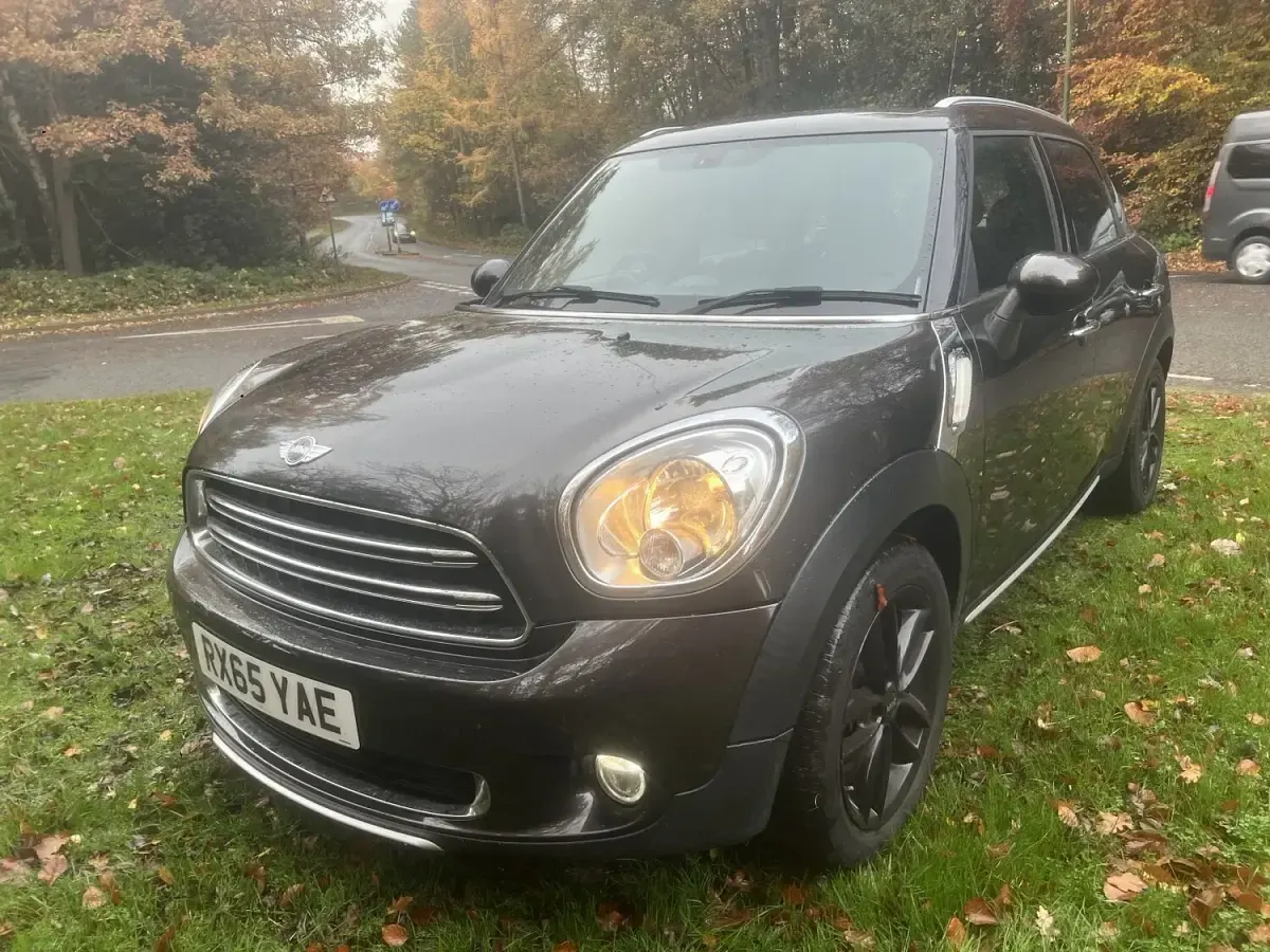Used Mini Cooper Countryman 122 HP (89 kW) 2015 Grey SUV