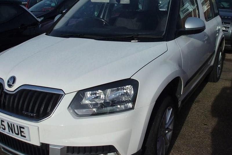 White Used 2015 Skoda Yeti GreenLine SUV | £6,995 - Image 1/1