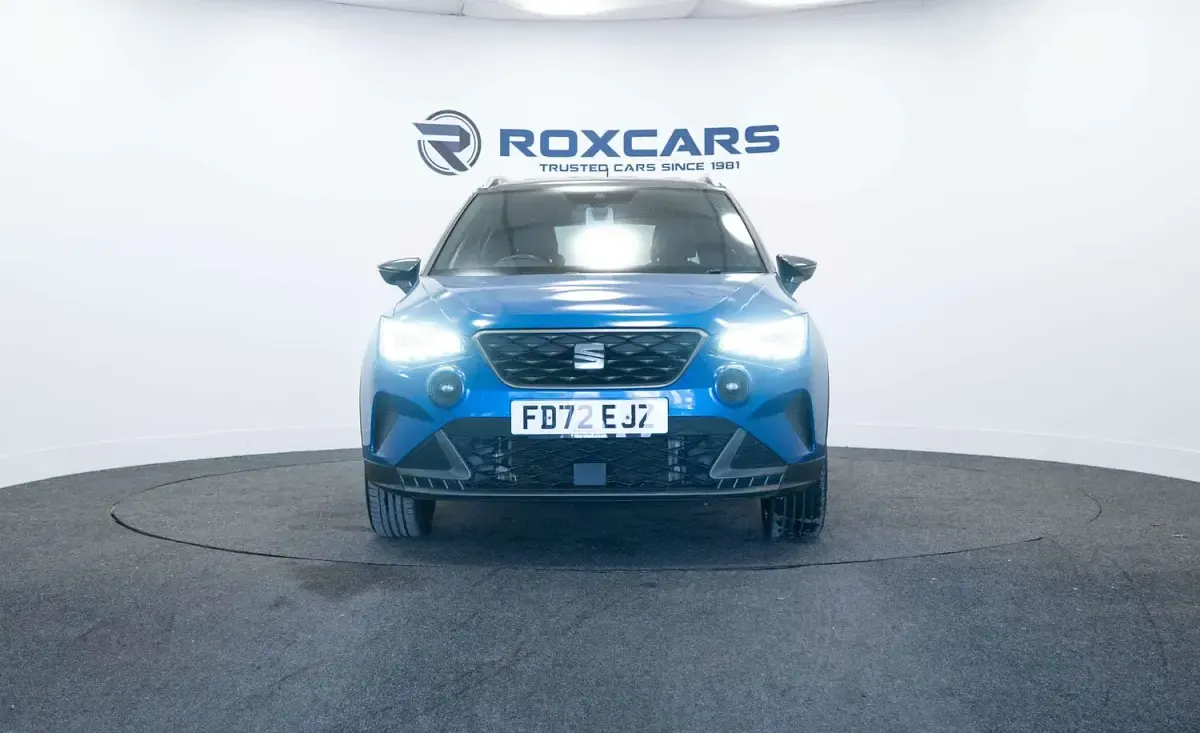 Used Seat Arona FR 110 HP (80 kW) 2023 Blue SUV