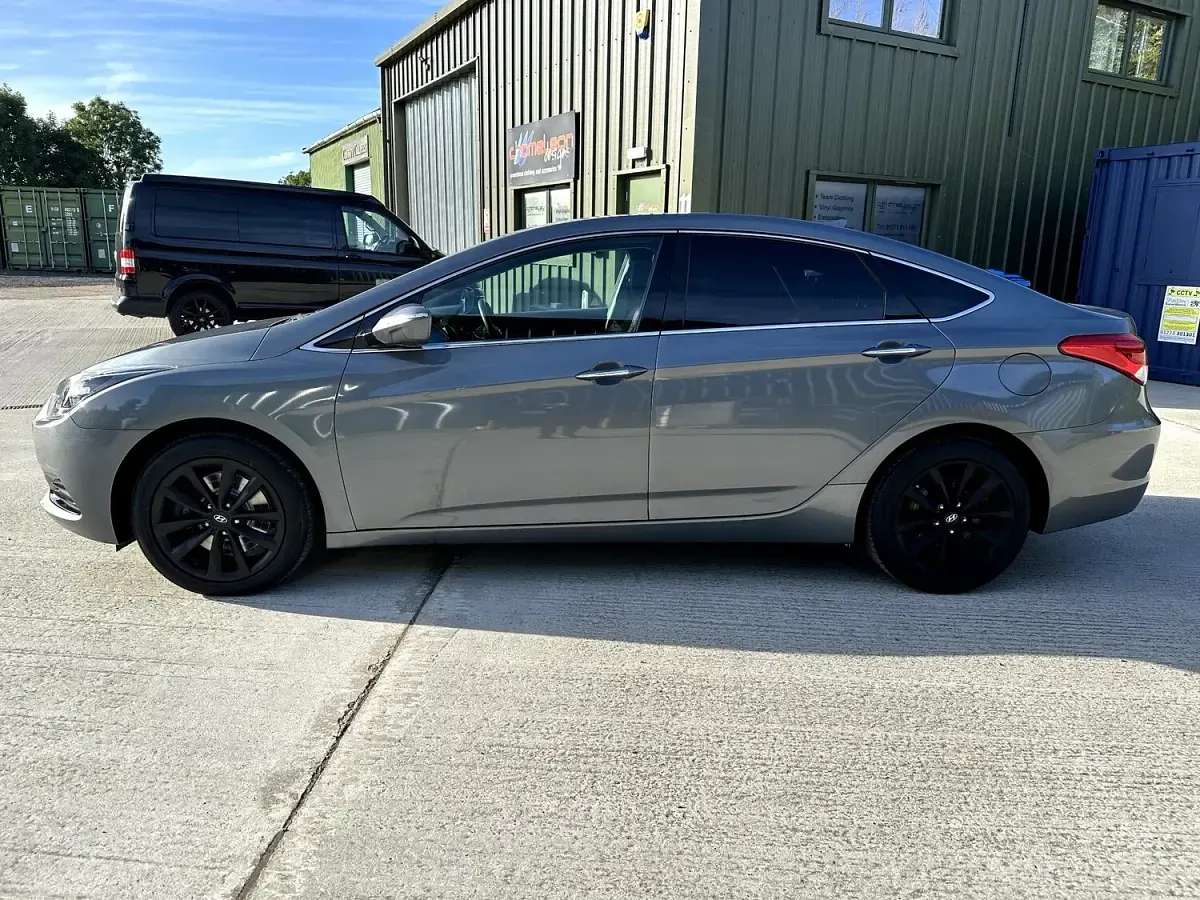Used Hyundai i40 SE 141 HP (103 kW) 2017 Silver Sedan