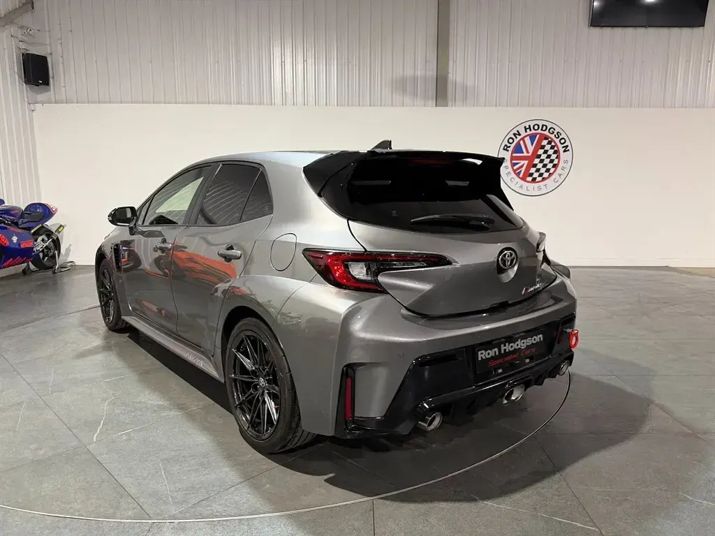 Used Toyota Corolla 306 HP (225 kW) 2023 Precious metal Hatchback