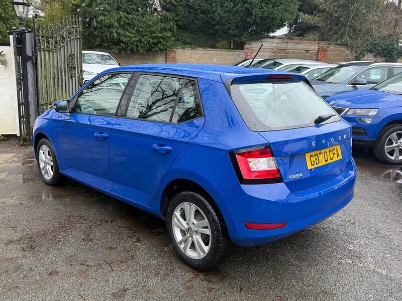 Used Skoda Fabia SE 60 HP (44 kW) 2021 Blue Hatchback