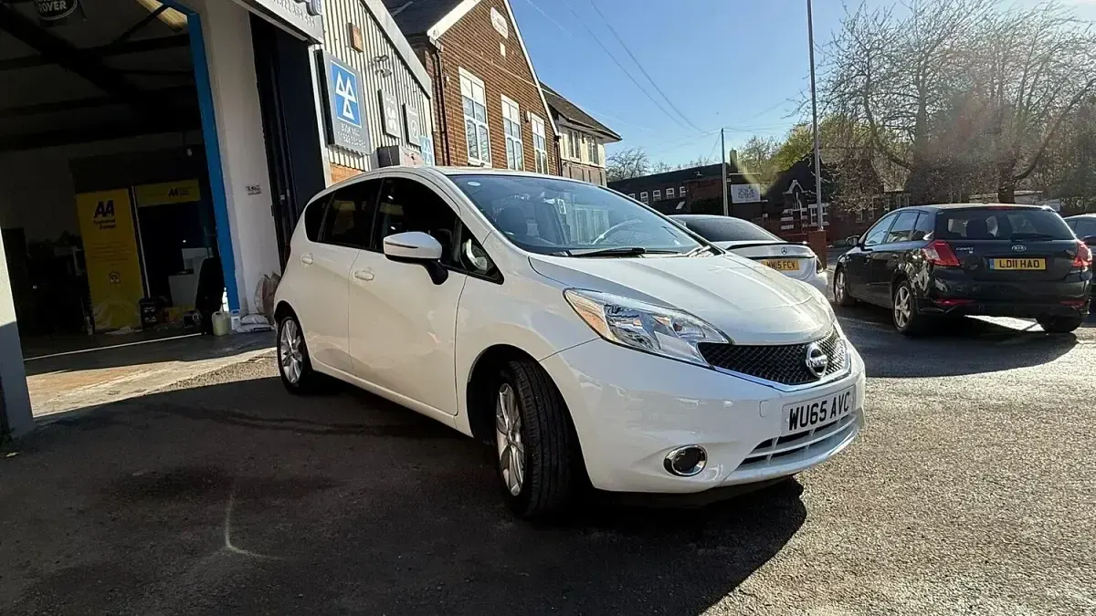 Used Nissan Note Acenta Premium 98 HP (72 kW) 2015 White Hatchback