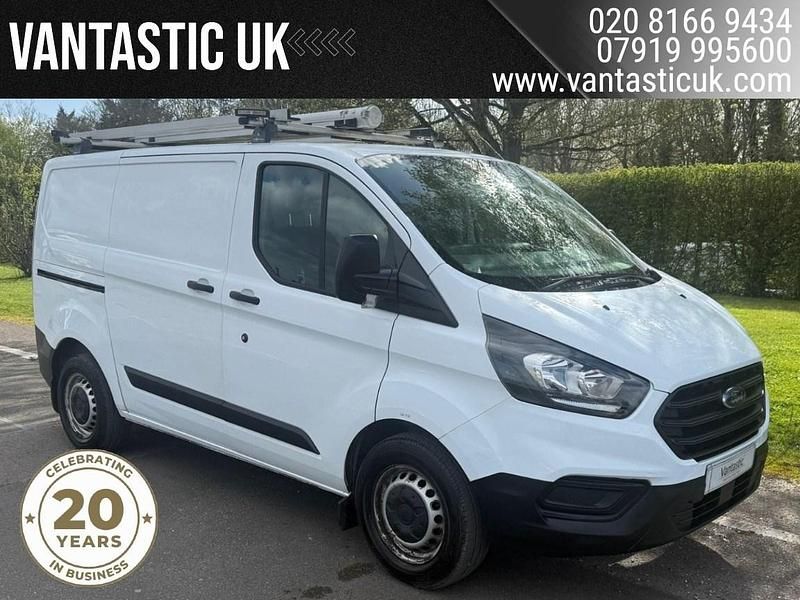 Used Ford Transit Custom 105 HP (77 kW) 2018 White Van