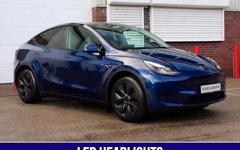 Used Tesla Model Y Long Range AWD 286 kW (389 HP) 2025 SUV