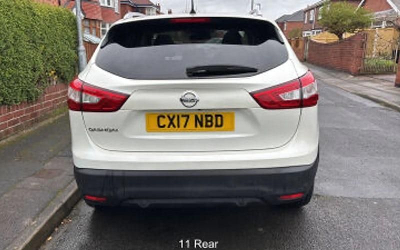 Used Nissan Qashqai Tekna 110 HP (80 kW) 2017 White SUV