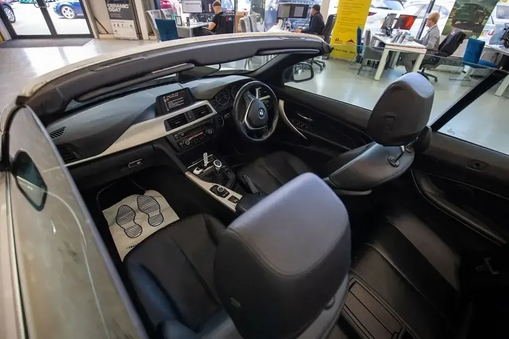 Usado BMW 420 Comfort Edition 184 HP (135 kW) 2014 Branco Cabrios