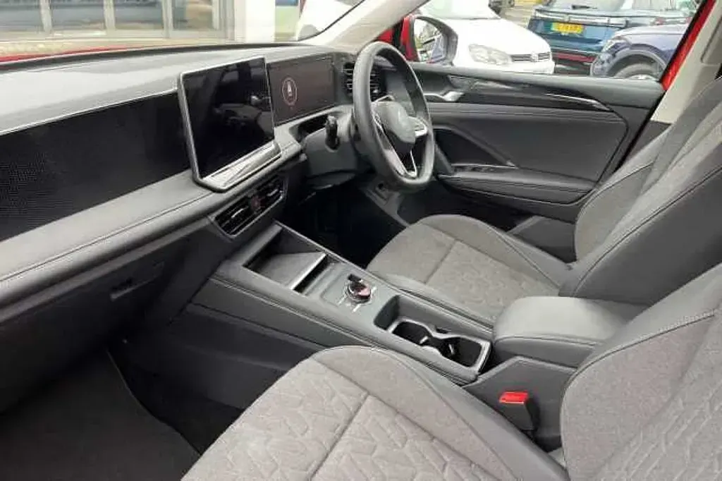 Used VW Tiguan 150 HP (110 kW) 2024 SUV
