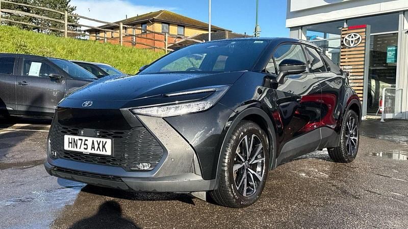 Used Toyota C-HR Design 140 HP (102 kW) 2025 Eclipse black SUV