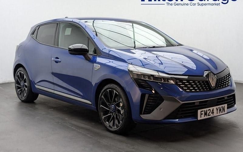 Red Used 2025 Renault Clio V Esprit Alpine Hatchback | £17,750 (Fair price) - Image 1/4