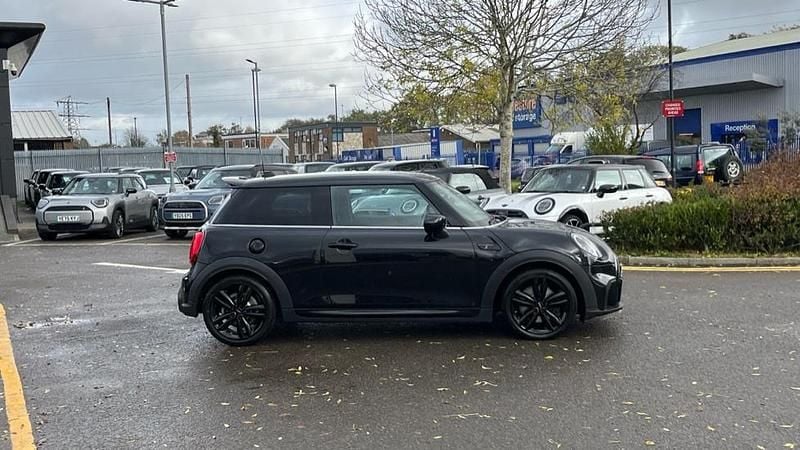 Used Mini Cooper S Hatch 176 HP (129 kW) 2023 Black Hatchback