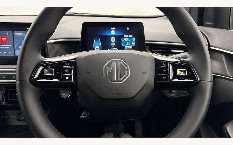 Used MG MG3 Trophy 194 HP (142 kW) 2025 White Hatchback