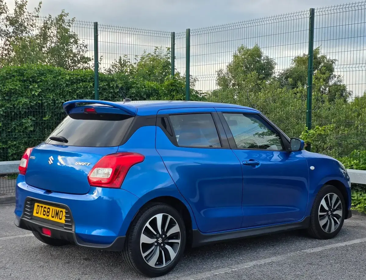 Used Suzuki Swift 90 HP (66 kW) 2019 Blue Hatchback