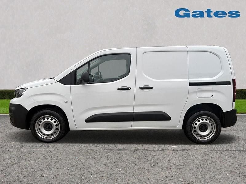 Used Peugeot Partner Premium 2023 White MPV