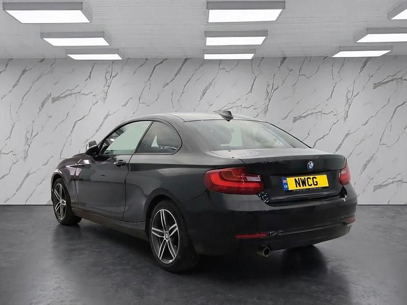 Used BMW 218 Sport Line 143 HP (105 kW) 2015 Black Coupe