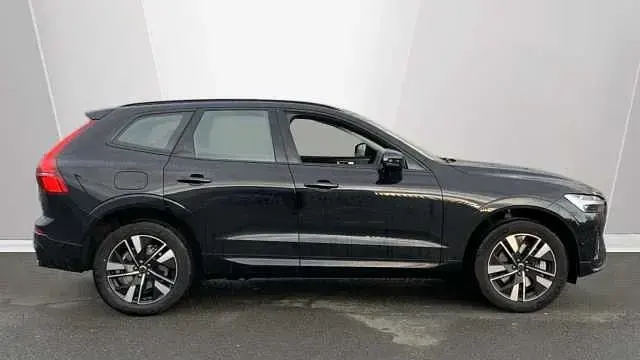 Used Volvo XC60 Plus 250 HP (183 kW) 2026 Black SUV