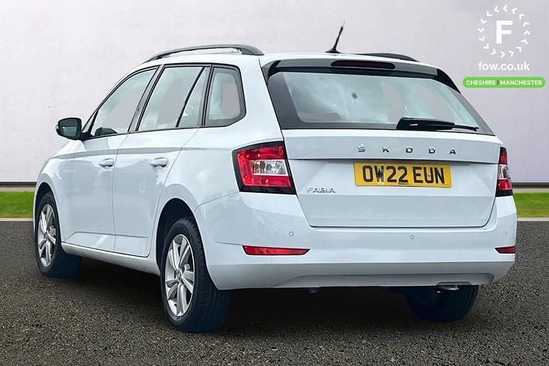 Used Skoda Fabia SE 2022 White Hatchback