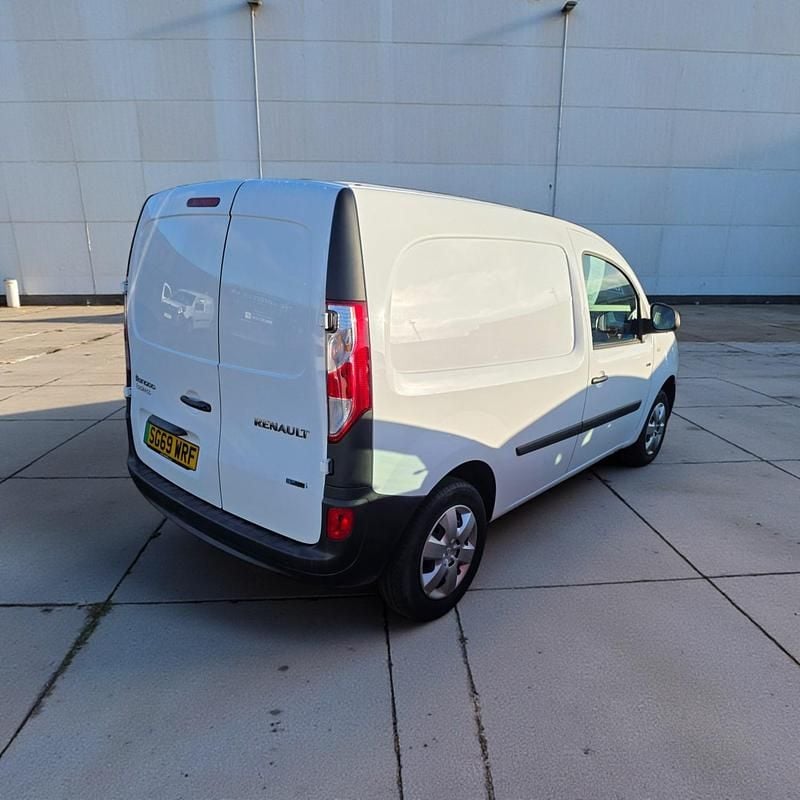 Used Renault Kangoo Business 44 kW (60 HP) 2019 White MPV