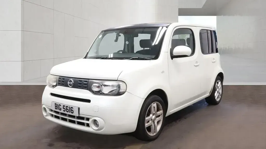 Used Nissan Cube 110 HP (80 kW) 2010 White Estate