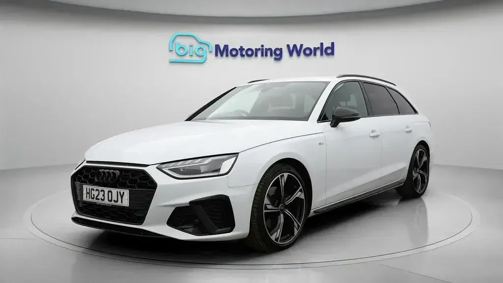 Used Audi A4 Black Edition 150 HP (110 kW) 2023 White Estate