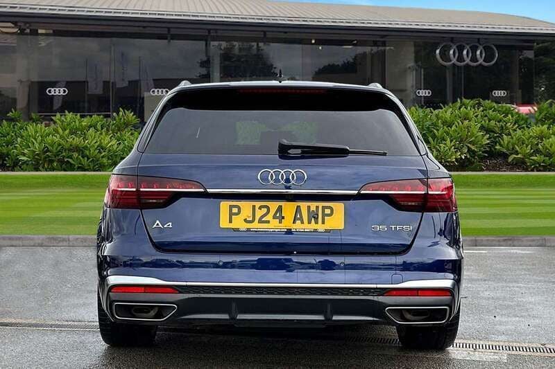 Used Audi A4 S-Line 150 HP (110 kW) 2024 Blue Estate